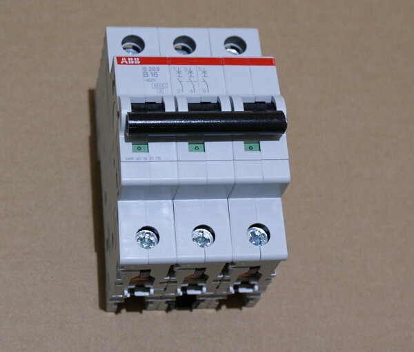 Автоматический выключатель S203-B32 3P B 32A 6kA 3M